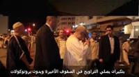 بنكيران يصلي صلاة التراويح في الصفوف الاخيرة خارج المسجد بدون بروتكولات