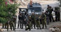 إصابة عشرات الفلسطينيين بالاختناق إثر قمع الاحتلال لمسيرة غرب رام الله