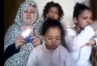 زوجة الشرطي المتهم بالرشوة : راجْلي مْسِيكِين فأزمة و نناشد الملك للعفو عنه