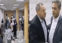 شوهة في مقر "الحركة الشعبية"..رمي للكراسي وتبادل للضرب والجرح والعنصر ينسحب (فيدبو)