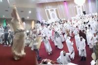 خليجيون مزورون ينصبون على "شيخة" مغربية معروفة ويوقعونها في الفخ