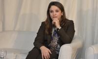 شرفات أفيلال تنهي الجدل و توضح الفرق بين قطاعي الماء و المياه