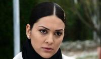 سمكة تصيب نجمة المسلسلات التركية بيرجوزار كوريل بالتسمم