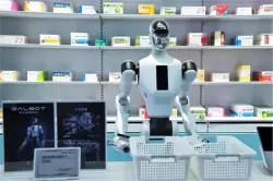 افتتاح أول متجر آلي بالعالم يُدار بالروبوتات في الصين