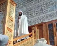 توقيف خطيب جمعة بعد تحريمه للاحتفالات برأس السنة (فيديو)