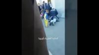 شاهد مهاجر مغربي أمسكته الشرطة الإيطالية لإرجاعه للمغرب!!!