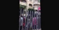 بالفيديو.. خادمة تحاول الانتحار بإلقاء نفسها من الطابق الخامس