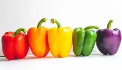 خبراء: الفلفل الأحمر سلاح غذائي ضد "الإنفلونزا الخارقة" في الشتاء