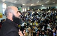 الإدانة تُصاحِب "هجومًا مسلحًّا" شنّه فصيل طلابي لنَسف محاضرة للداعية "ياسين العمري" بكليةٍ مغربيةٍ