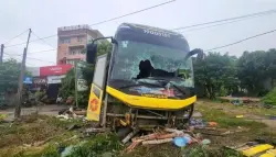 انقلاب حافلة في فيتنام يودي بحياة 10 أشخاص بينهم طفلان