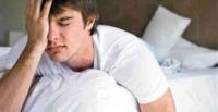 عادات صباحية خاطئة تفسد يومك وتسلبك صحتك