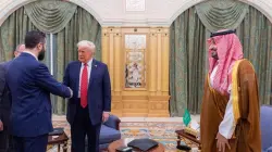 ماذا طلب ترامب من الرئيس السوري أحمد الشرع خلال لقائهما الأول في الرياض؟