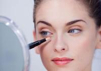 حيل تجميلية باستعمال "كونسيلر"