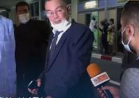 لقجع يتجاهل الإعلام الجزائري في الكاميرون(فيديو)