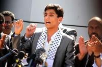 عائلة الفنان محمد عساف تنجو من الموت جراء القصف على غزة