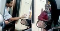 بالفيديو.. عامل بـ«ماكدونالدز» يهين متسولا ويرمي الماء على وجهه