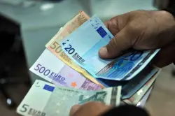 61 مليار درهم .. تحويلات المغاربة بالخارج تواصل الصعود