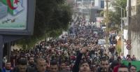 طوفان بشري يجتاح العاصمة الجزائر في "جمعة الرحيل"...فهل يحزم "بوتفليقة" ومن معه حقائبهم؟