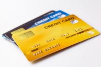 مخترع مغربي يبتكر طريقة جديدة لتعويض البطائق البنكية