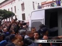 احتجاجات بالجزائر ضد ترشح بوتفليقة لولاية رابعة