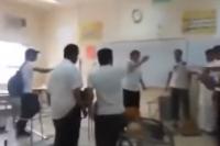 شجار عنيف جدا داخل أحد الفصول الدراسية بين أستاذ وتلميذه
