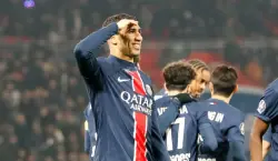 حكيمي يتألق بثنائية ويقود باريس سان جيرمان لفوز مثير