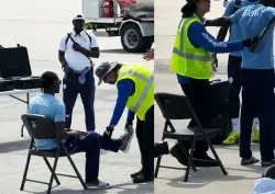 صور تفتيش المنتخب السنغالي في أمريكا تشعل مواقع التواصل.. ونشطاء: "أين بلاغاتكم ضد المغرب؟"