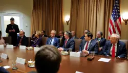 إيلون ماسك يكشف عن خطأ حكومي أدى إلى إلغاء جهود مكافحة الإيبولا