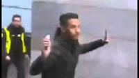 شاهد مغربي يحقق حلمه ويقابل كريستيانو رونالدو