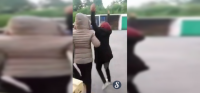 سائق هولندي يخدع مهاجرتين سريتين بمقلب خبيث