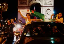 بسبب الكونغو.. فرنسا تحقق مع جزائريين بعد هتافات عنصرية ضد المغاربة واليهود في ليون