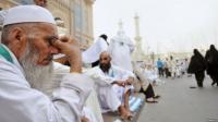 غضب وارتباك في صفوف حجاج مغاربة بسبب فرض السلطات السعودية لمبالغ مالية جديدة مصاحبة لإجراءات صادمة