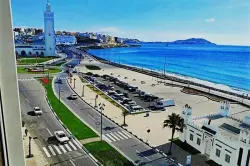 ​"صيف كاستييخوس".. رهان الجاذبية السياحية يصطدم باحتلال الملك العمومي والمنافسة غير المشروعة
