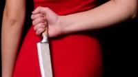 فتاة هائجة تقدم على ذبح شاب بمراكش ومواطنون ينجحون في توقيفها