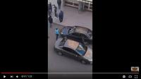 شاهد "الحكرة" بمدينة برشيد ..اعتداء على راجل بسبب حق الاسبقية !!