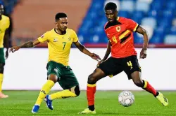 جنوب إفريقيا تتفوق على أنغولا بهدفين مقابل هدف واحد