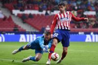 أتليتيكو مدريد يهزم بلد الوليد بالنيران الصديقة