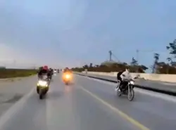 من الأرشيف
