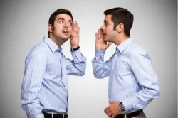 هل التحدث مع النفس أمر طبيعي؟ ما يقوله علماء النفس قد يفاجئك