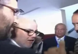 شاهد كيف يتعامل بنكيران مع الصحفيين