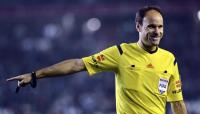 الصحف المدريدية تهاجم حكم الكلاسيكو