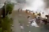 لحظة تفجير شخص لنفسه وسط تظاهرة للحوثيين