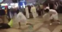 بالفيديو.. مشاجرة جماعية في مطار الكويت الدولي