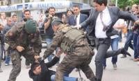 غضب في تركيا بسبب "بلطجة" أحد مستشاري أردوغان