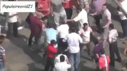 لحظة القبض على قناص قام بقتل المعتصمين في مصر