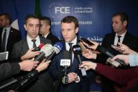 الاعلام الجزائري يواصل مهاجمة رئيس فرنسا بسبب تجاهله الجزائر في كل برامجه