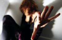 القبض على وحش آدمي اغتصب ابنته القاصر تحت التهديد بالسلاح الأبيض