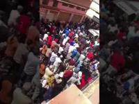 المئات يخرقون الحجر الصحي لتشييع جنازة بعين الشق بالدار البيضاء(فيديو)
