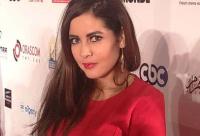 توعدت بمقاضاتها: الفنانة "موني بوعلام" تهاجم قناة "الشروق" الجزائرية وتتهمها بتحريف الحقائق