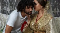 البلوغر حنان تكشف عن صور زفافها من النجم المصري محمد النني على الطريقة المغربية(صور)